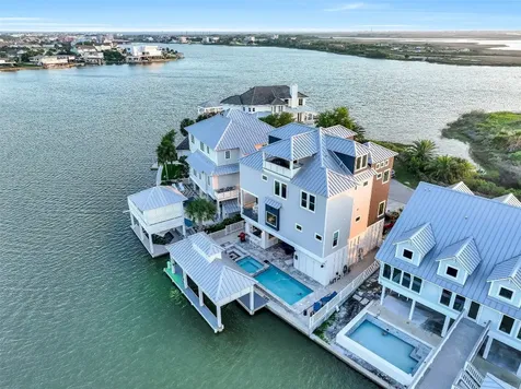 3430 Treasure Circle Galveston TX 77554