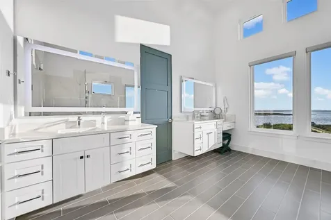3430 Treasure Circle Galveston TX 77554