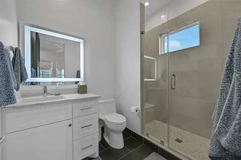 3430 Treasure Circle Galveston TX 77554