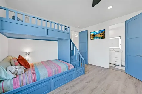 3430 Treasure Circle Galveston TX 77554