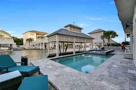 3430 Treasure Circle Galveston TX 77554