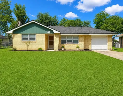 116 Oleander Street Lake Jackson TX 77566
