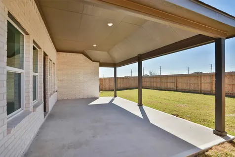 1266 W Shepard Drive Dayton TX 77535
