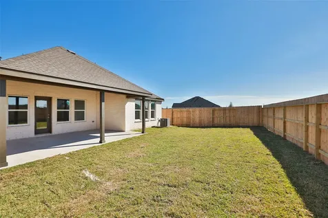 1266 W Shepard Drive Dayton TX 77535