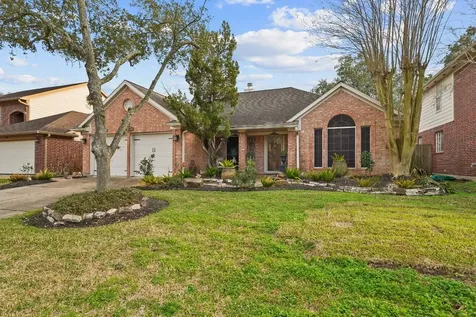 4610 Russett Place S Pearland TX 77584