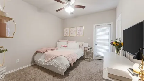 562 Momma Bear Drive College Station TX 77845