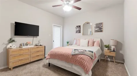 562 Momma Bear Drive College Station TX 77845