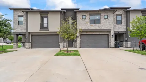 562 Momma Bear Drive College Station TX 77845