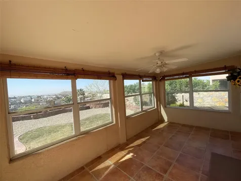 7312 Camino Del Sol El Paso TX 79911