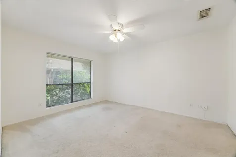 1881 Bering Drive 82 Houston TX 77057