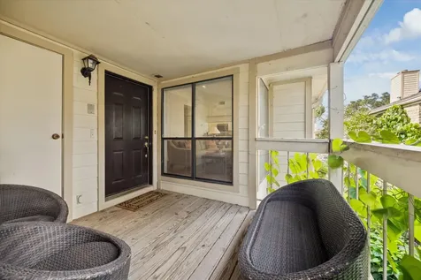 1881 Bering Drive 82 Houston TX 77057