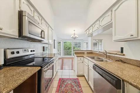 1881 Bering Drive 82 Houston TX 77057
