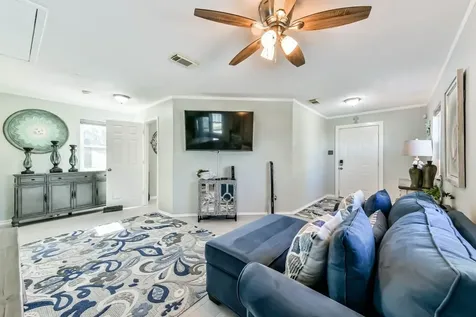 4110 Fort Bend Drive Galveston TX 77554