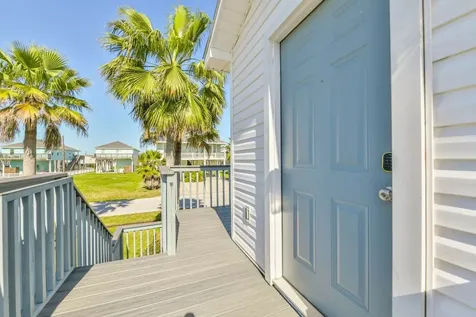 4110 Fort Bend Drive Galveston TX 77554