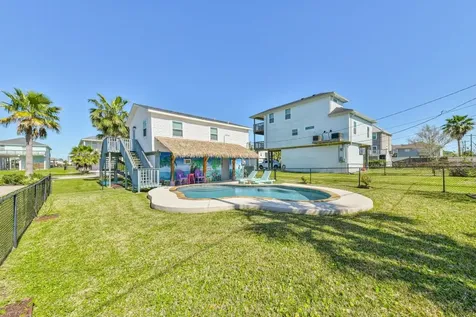 4110 Fort Bend Drive Galveston TX 77554