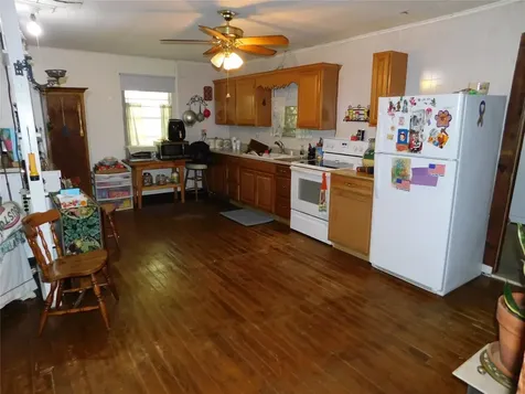 240 County Road 4140 Woodville TX 75979