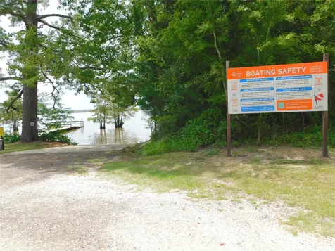 240 County Road 4140 Woodville TX 75979