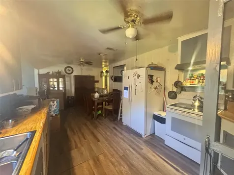 724 W 5th Street Groveton TX 75845
