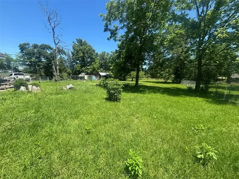 724 W 5th Street Groveton TX 75845