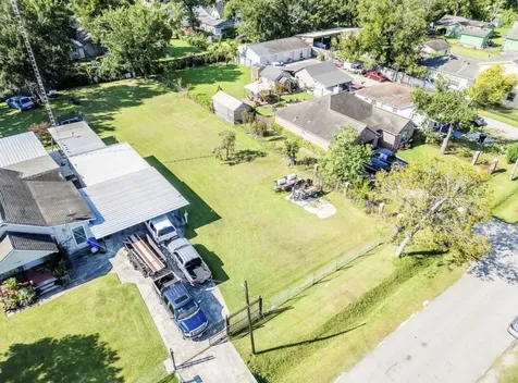 714 Apache Street Houston TX 77022