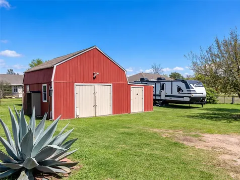 6534 Fm 3180 Road Baytown TX 77523