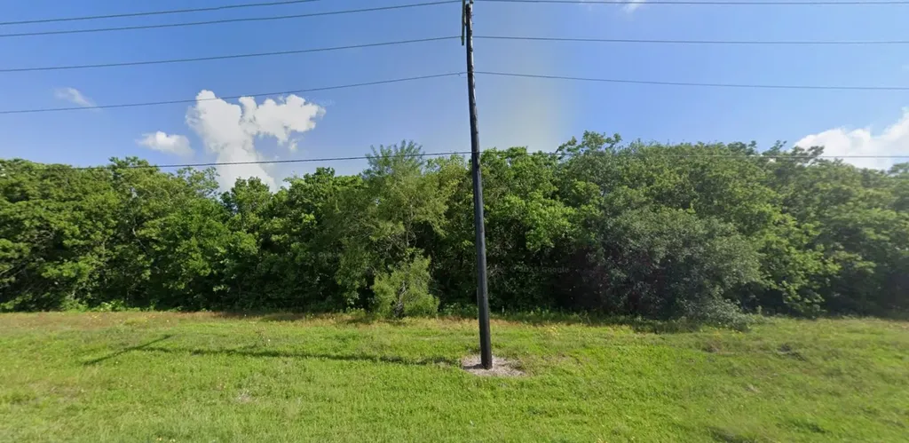 39 2nd Avenue N Texas City TX 77590