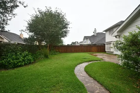 10430 Sanibel Falls Court Houston TX 77095