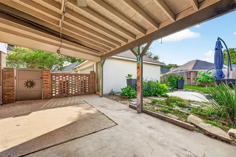 15826 Cade Court Houston TX 77095
