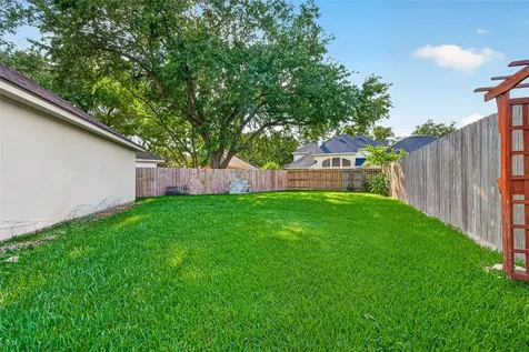 15826 Cade Court Houston TX 77095