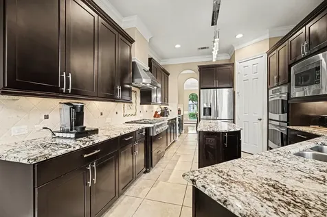 510 Olmstead Park Drive Sugar Land TX 77479