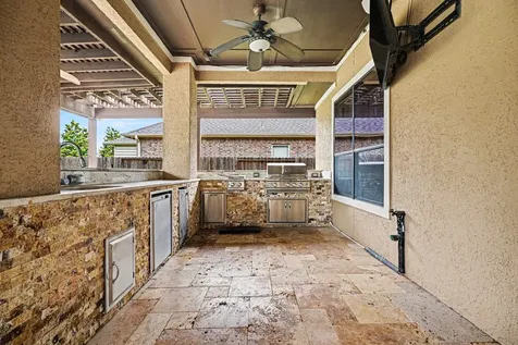 510 Olmstead Park Drive Sugar Land TX 77479