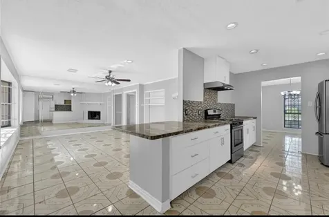 11807 Stroud Drive Houston TX 77072