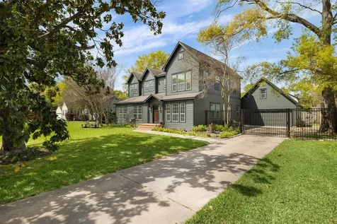 516 W 30th Street Houston TX 77018