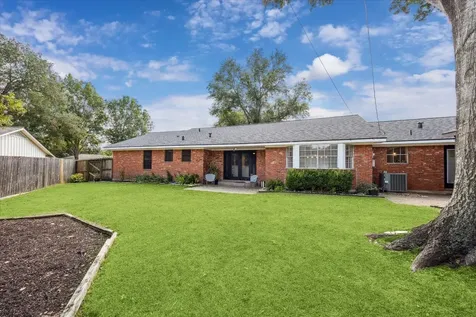 2109 Tison Street Brenham TX 77833
