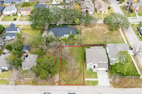 3239 Tampa Street Houston TX 77021