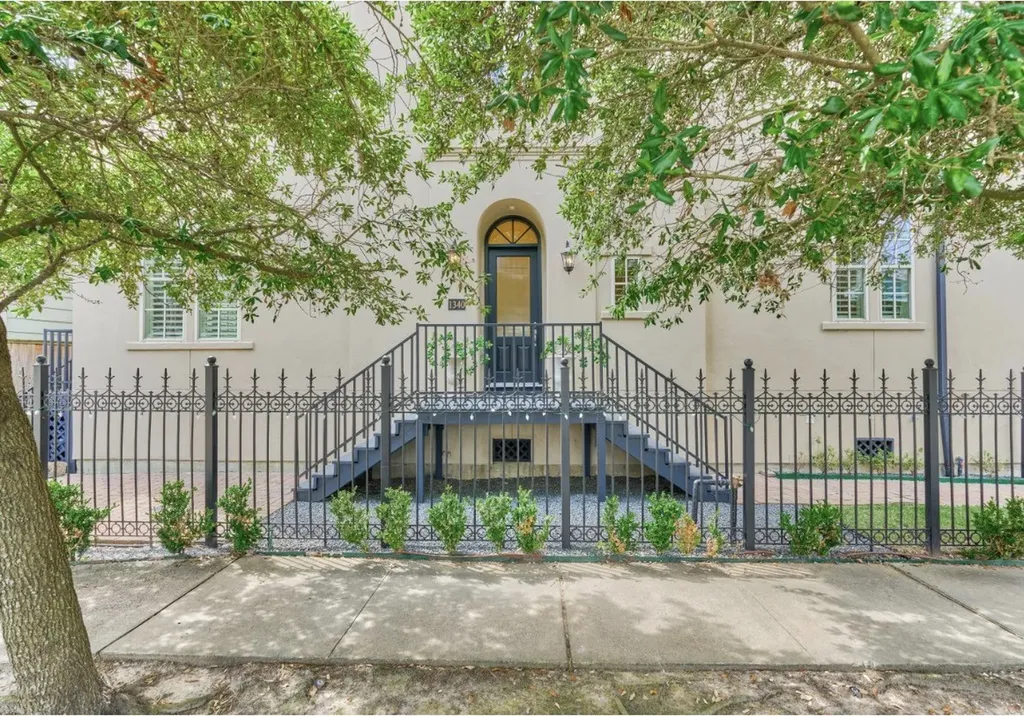 1340 W 25th Street Houston TX 77008