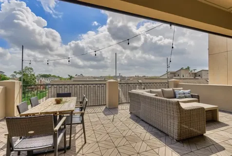 1340 W 25th Street Houston TX 77008