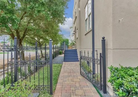 1340 W 25th Street Houston TX 77008