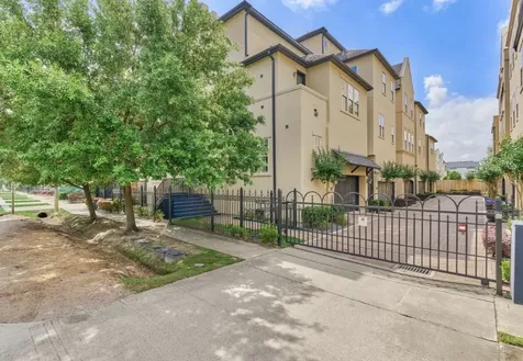 1340 W 25th Street Houston TX 77008