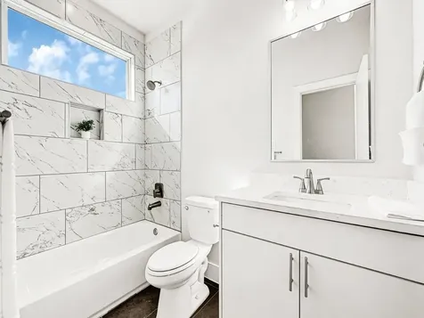 3313 Baer Street Houston TX 77020