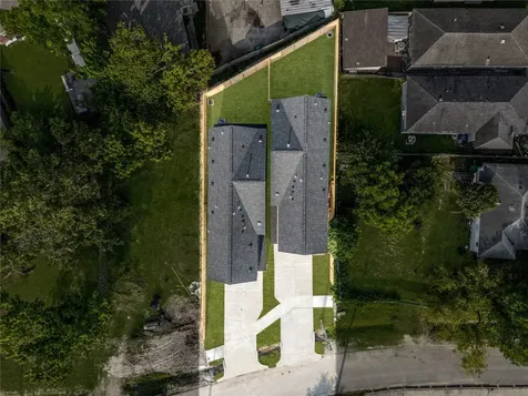 4110 Cortlandt Street Houston TX 77018