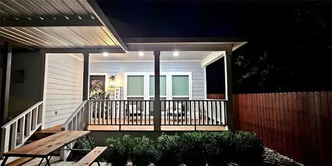 201 Smith Street Columbus TX 78934