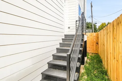 5325 Rue Street Houston TX 77033