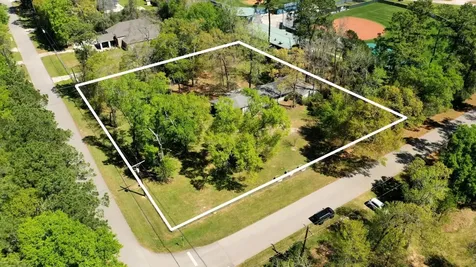 2424 Meadow Road Conroe TX 77384