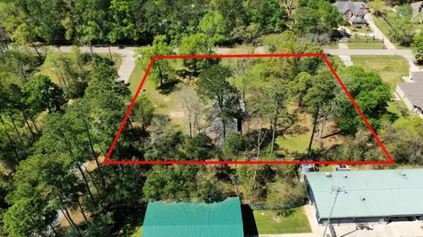 2424 Meadow Road Conroe TX 77384