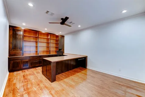 10007 Cedar Creek Drive Houston TX 77042