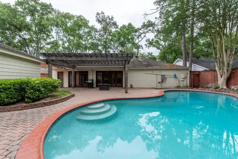 10007 Cedar Creek Drive Houston TX 77042