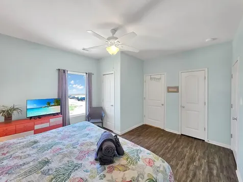 996 Alicia Drive Gilchrist TX 77617