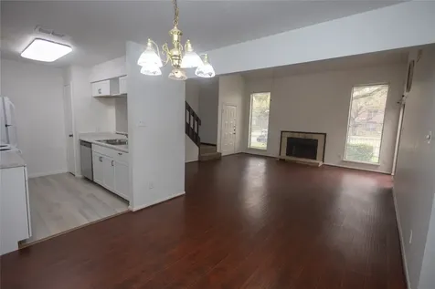 8100 Cambridge Street 89 Houston TX 77054