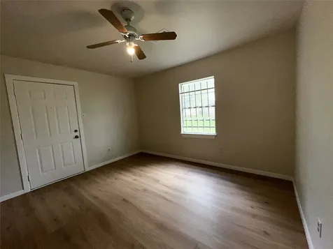 6023 Belarbor Street Houston TX 77033